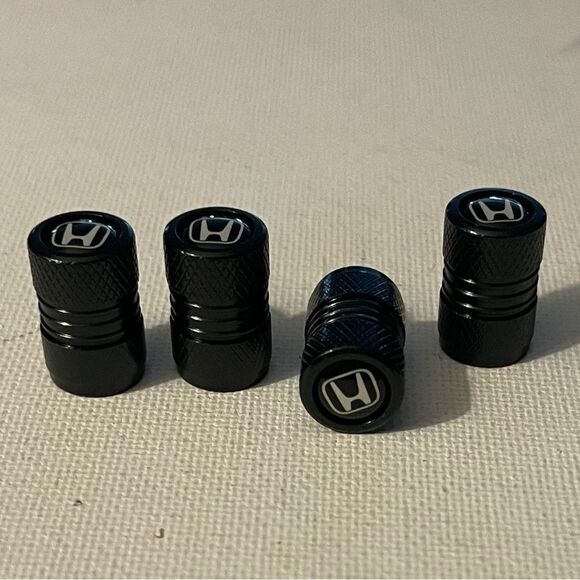 Honda Logo valve Stem caps in Black set of 4 NWT - Picture 2 of 4